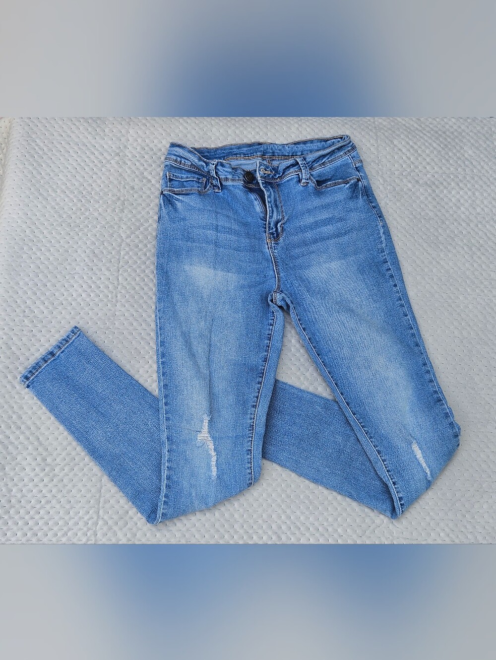 YMI Jeans Women’s Light Blue Slim Fit Jeans Size 9/29